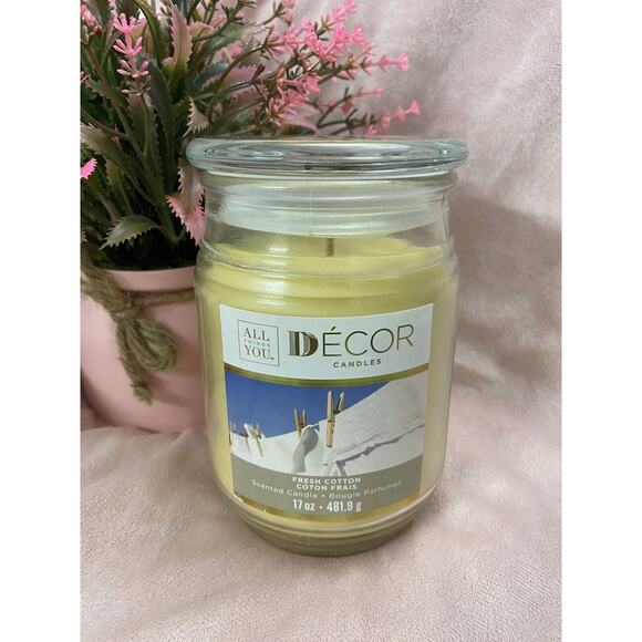 VINTAGE DECOR All You Things You Candle Fresh Cotton Scented 17 oz/ 481.9g - Picture 1 of 4